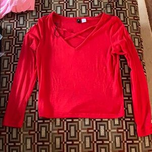 Low cut long sleeve shirt